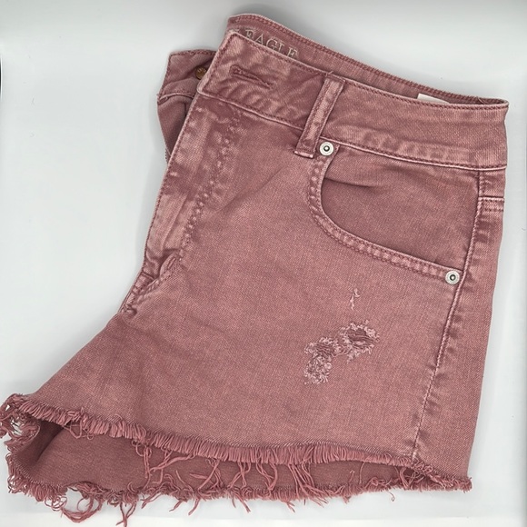 American Eagle. Pink jean shorts. - Picture 1 of 3